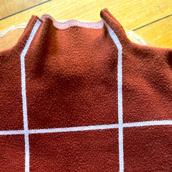 CYNTHIA ROWLEY Pullover - Picture 2 of 3